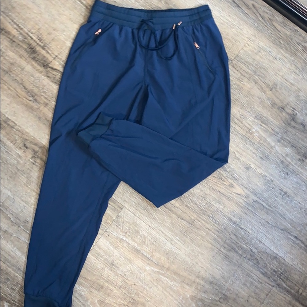 Activewear pants